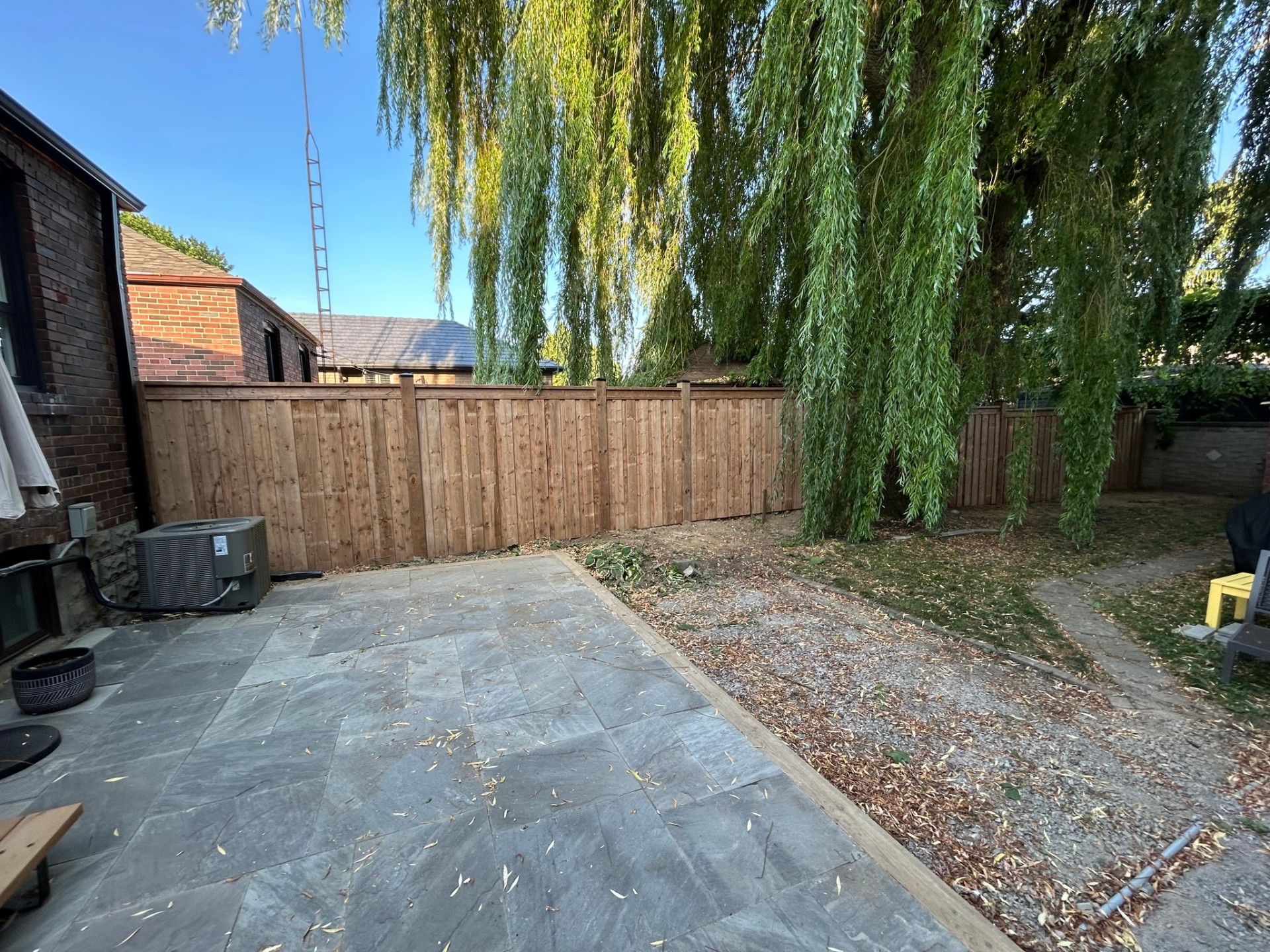 Richmond Hill – Backyard Fence Installation
